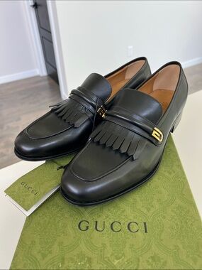 Gucci horsebit fringe kiltie black leather loafers with G gold tone logo men’s 8